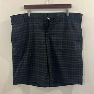 Golf Shorts - Nike Dri-Fit Golf - Size 40